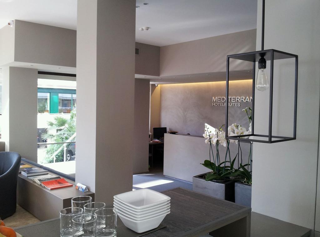 Mediterraneo Hotel & Suites Cattolica Bagian luar foto